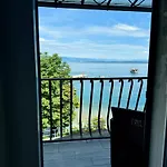 Apartment Near The Beach